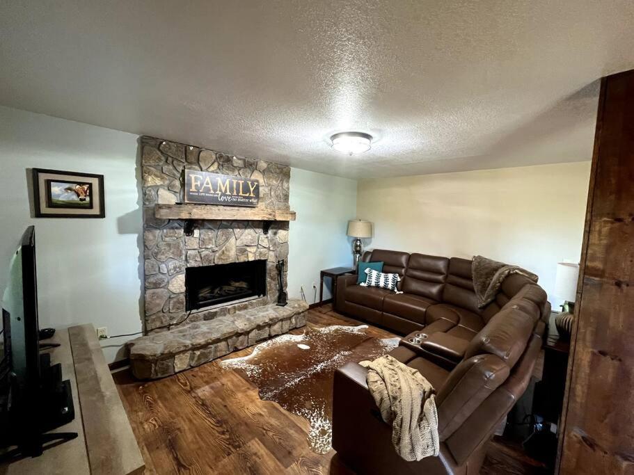 Red Rooster Family Cabin W/Hot Tub+Fire Pit+View Franklin Luaran gambar