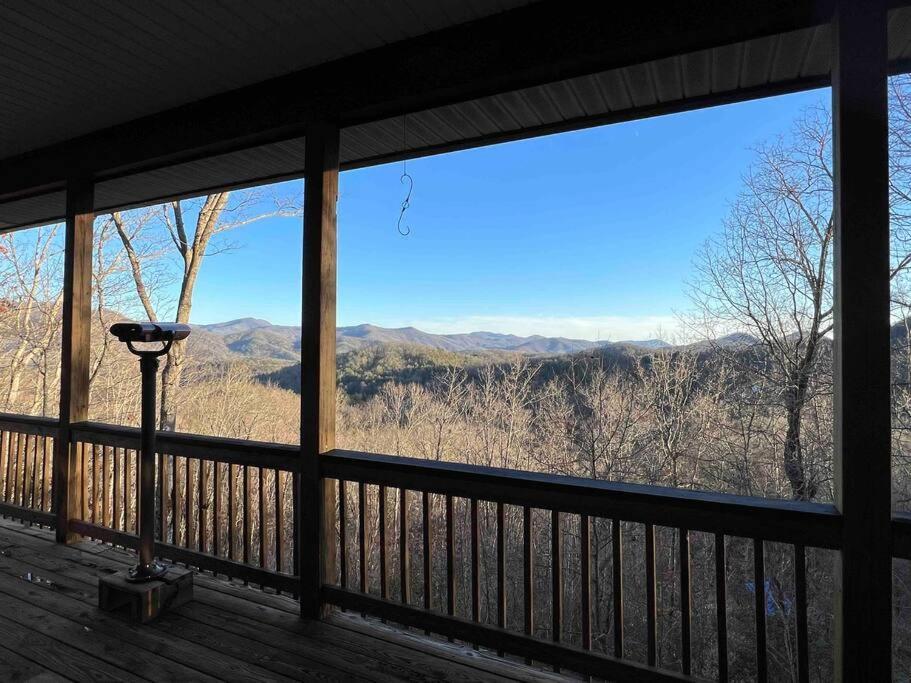Red Rooster Family Cabin W/Hot Tub+Fire Pit+View Franklin Luaran gambar
