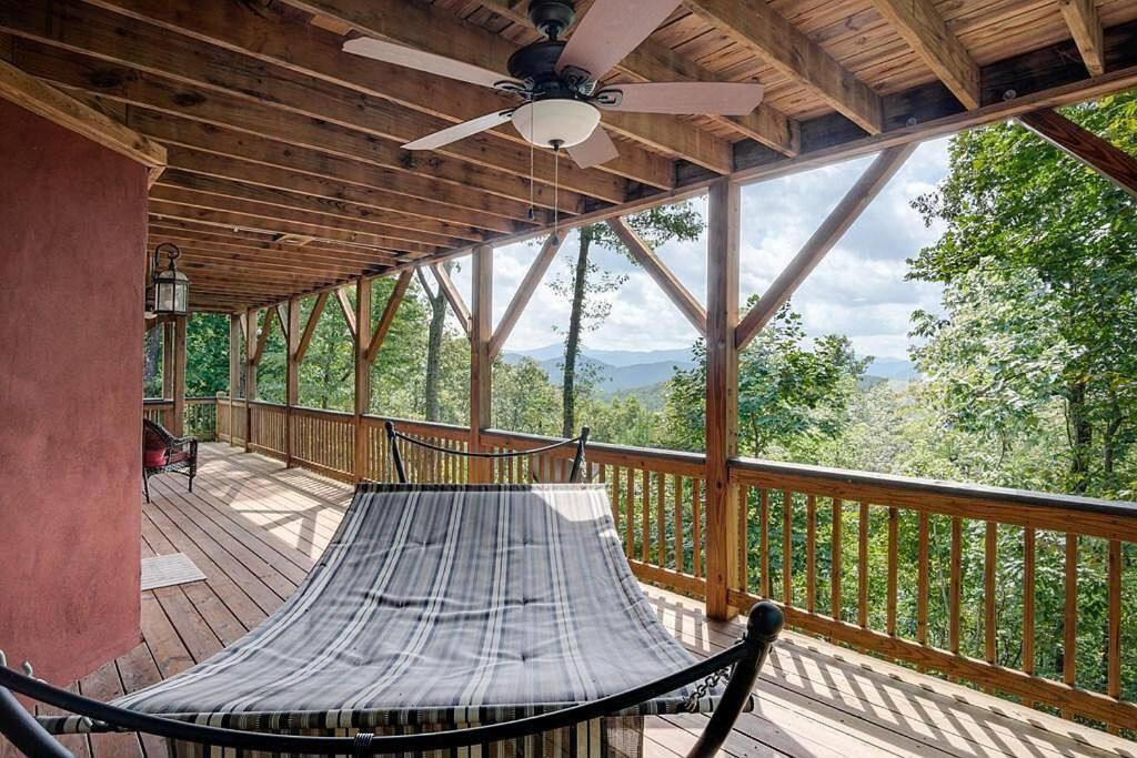 Red Rooster Family Cabin W/Hot Tub+Fire Pit+View Franklin Luaran gambar