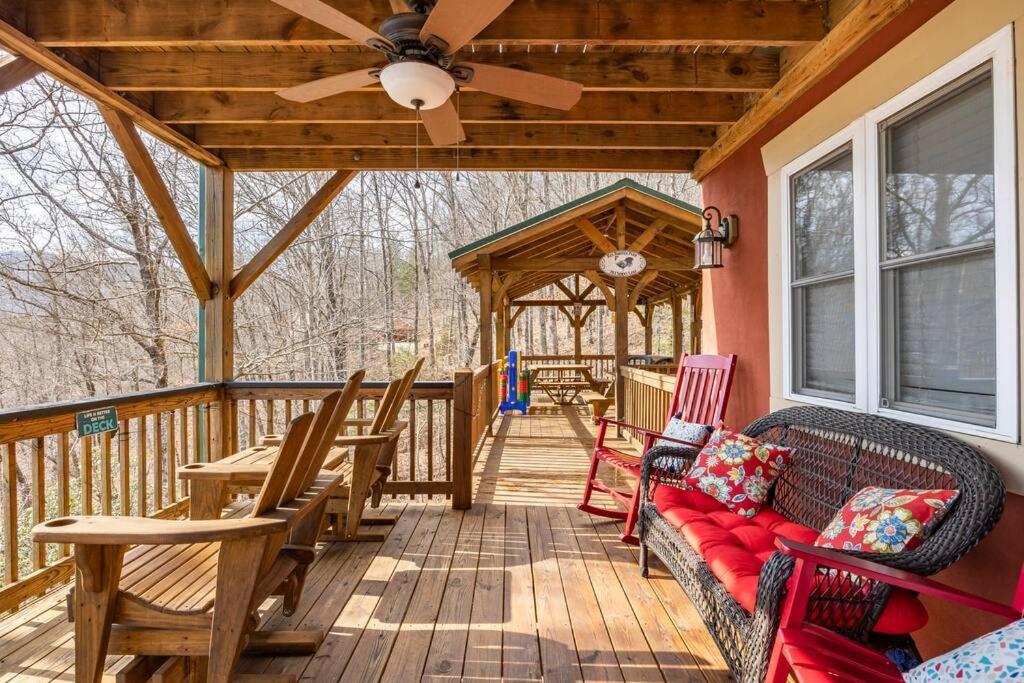 Red Rooster Family Cabin W/Hot Tub+Fire Pit+View Franklin Luaran gambar